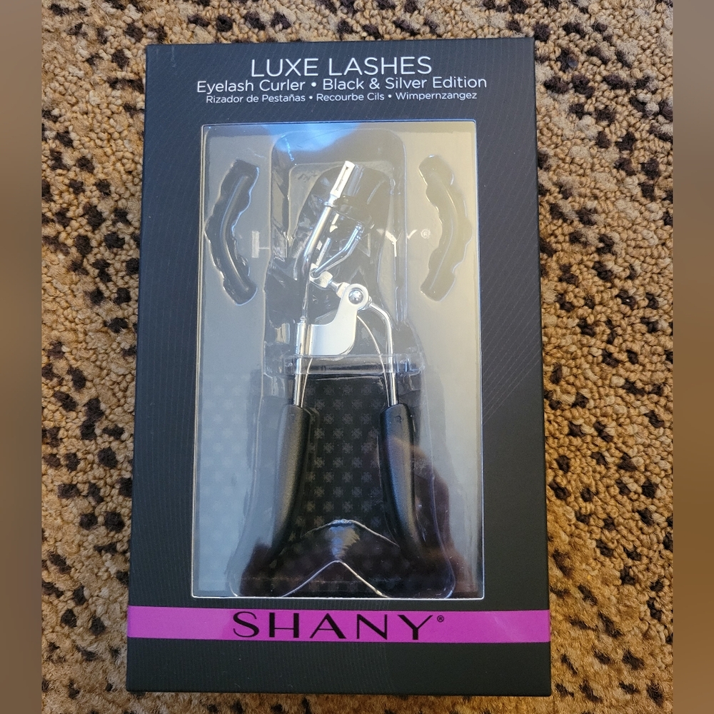 SHANY Eyelash Curler